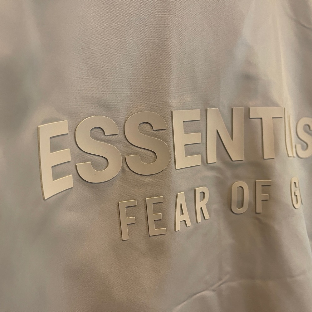 Essential jacket - Picture 2 of 6